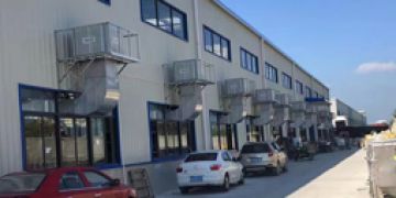 解決高大型廠房降溫通風(fēng)問題，用工業(yè)水冷環(huán)保空調(diào)就行